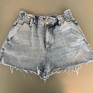 ZARA paper bag jean shorts size 8